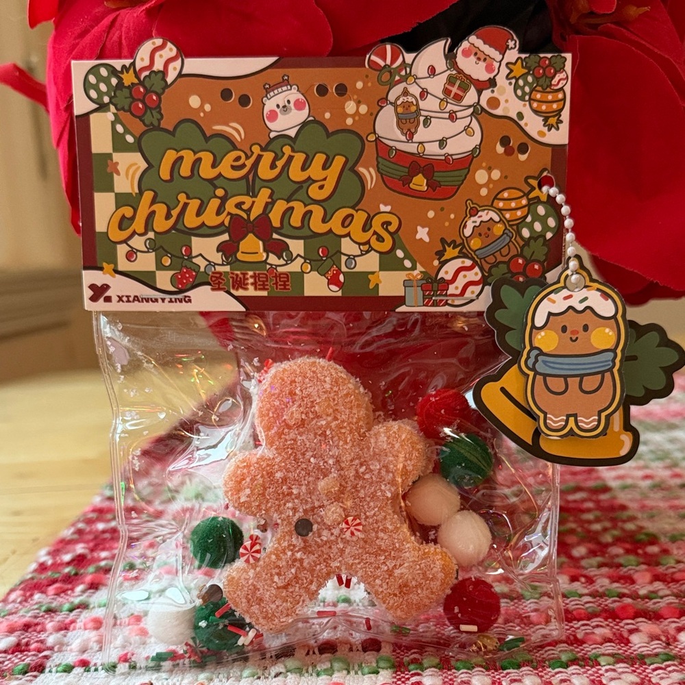 GINGERBREAD MAN SQUISHIE